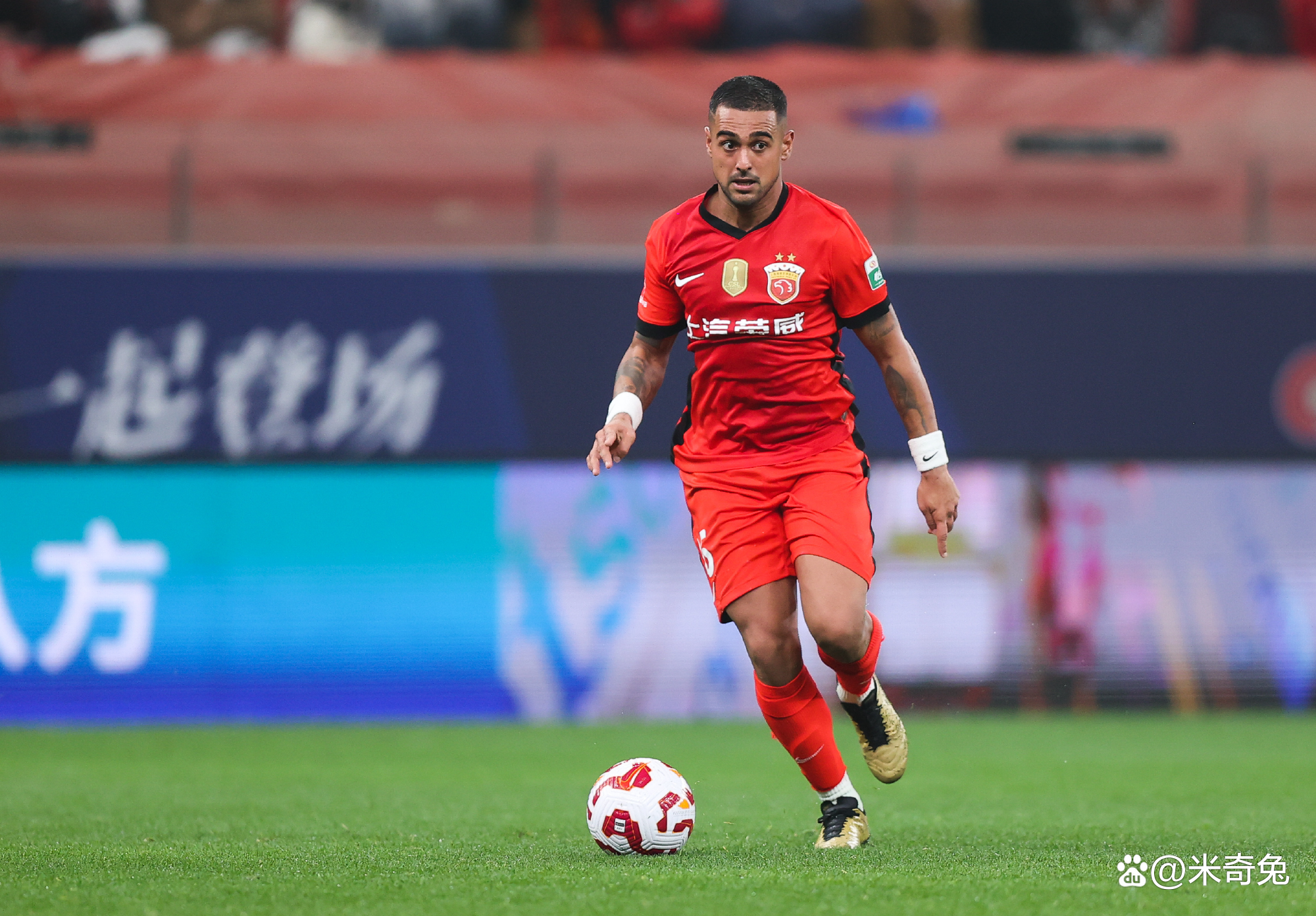 清晨上海海港再遭质疑：德甲节点到来，目标明确，细节决定成败的简单介绍