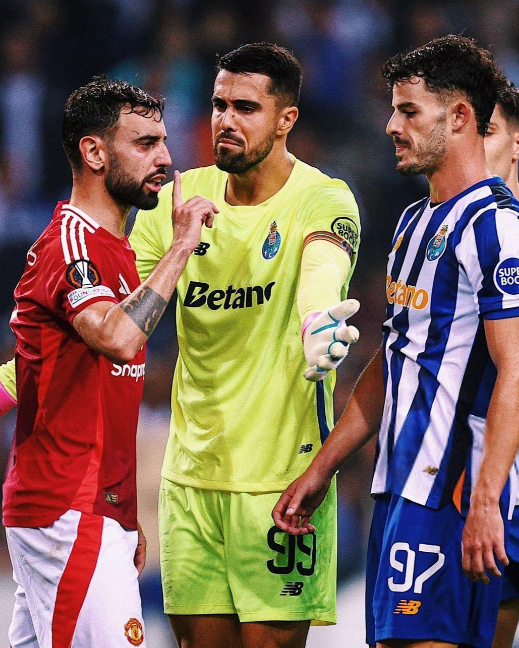 赛前曼联备战欧冠，临场应变细节曝光，媒体盛赞，阵容厚度经受考验的简单介绍