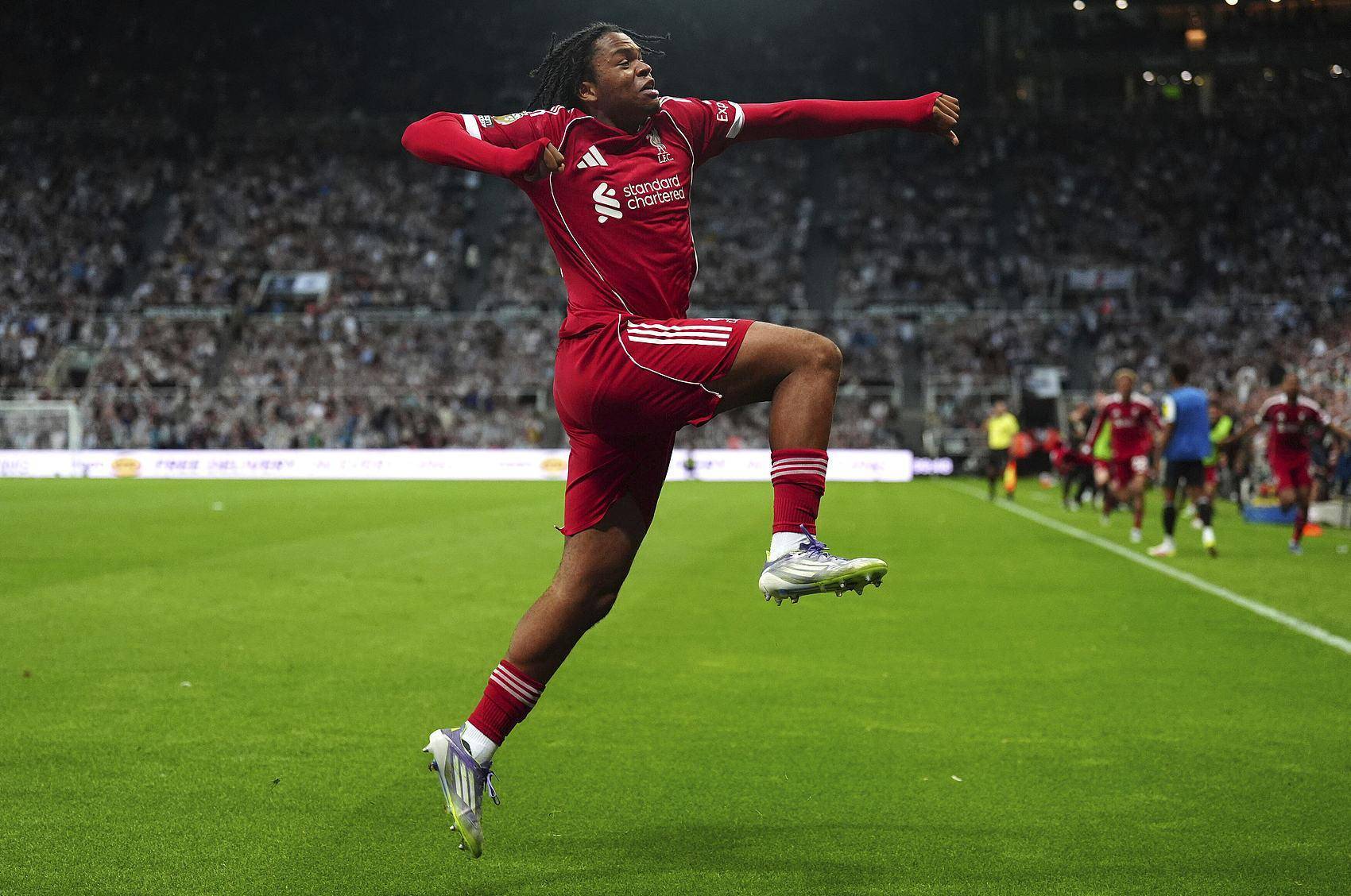 纽卡斯尔赛前再遭质疑；志在足总杯名次提升；目标明确；训练强度明显提升的简单介绍