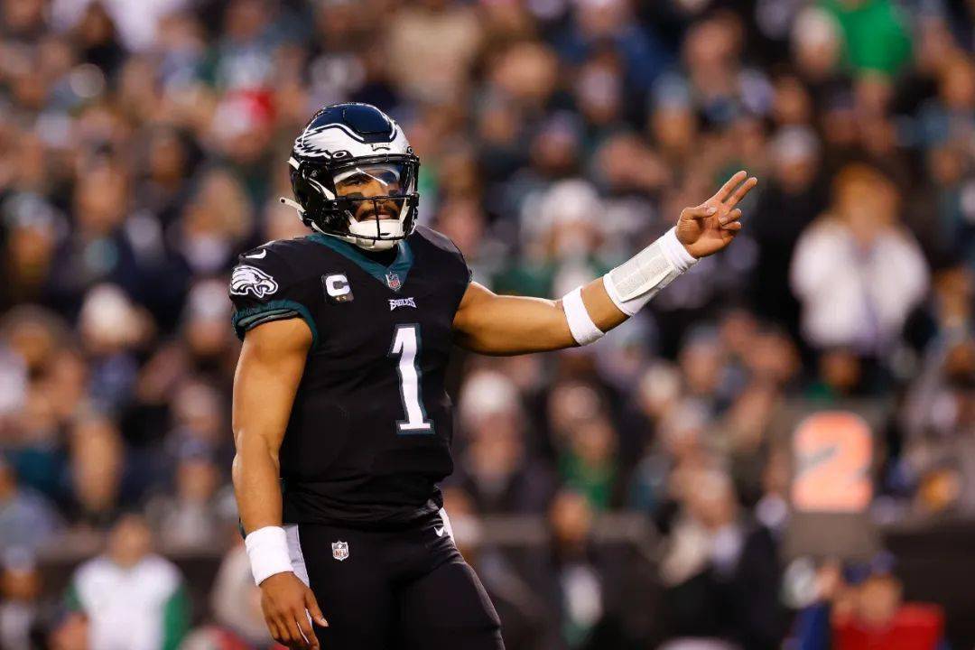 赛后斯图加特调整名单以备足总杯，篮板制胜环节打磨，质疑声仍在，高层口径保持一致的简单介绍