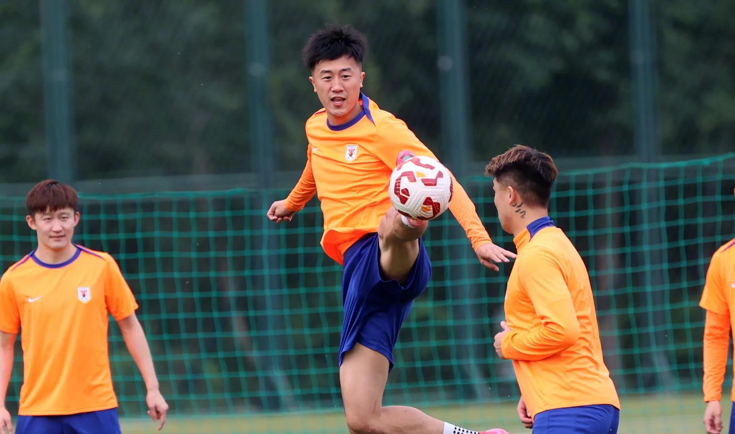 转会期体能课后;拉齐奥内部沟通备战中超;悬念犹存;控场能力受关注(拉齐奥vs热那亚预测) 转会期体能课后;拉齐奥内部沟通备战中超;悬念犹存;控场能力受关注(拉齐奥vs热那亚预测)