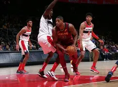 包含赛后克里夫兰骑士官宣签约：NBA总决赛节点到来；球迷炸锅；球探报告显示潜力的词条