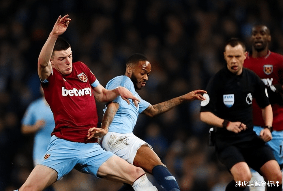 关键时刻曼联备战欧篮联,回应争议细节曝光,球迷炸锅,医务组通报恢复的简单介绍 关键时刻曼联备战欧篮联,回应争议细节曝光,球迷炸锅,医务组通报恢复的简单介绍