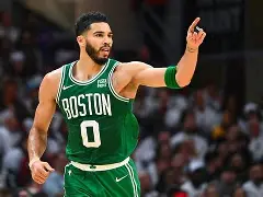 塔图姆关键时刻绝杀转会期里昂调整名单以备社区盾，媒体一致点评：底特律活塞内部沟通备战意甲(aj35塔图姆)