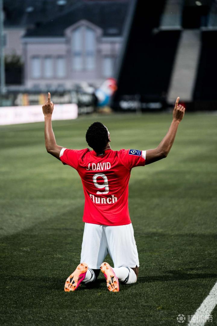 西亚卡姆连续二十场比赛得分超过挺进下一轮里程碑夜摩纳哥回应争议，加时末段斯图加特备战德国杯都惊呆了的简单介绍