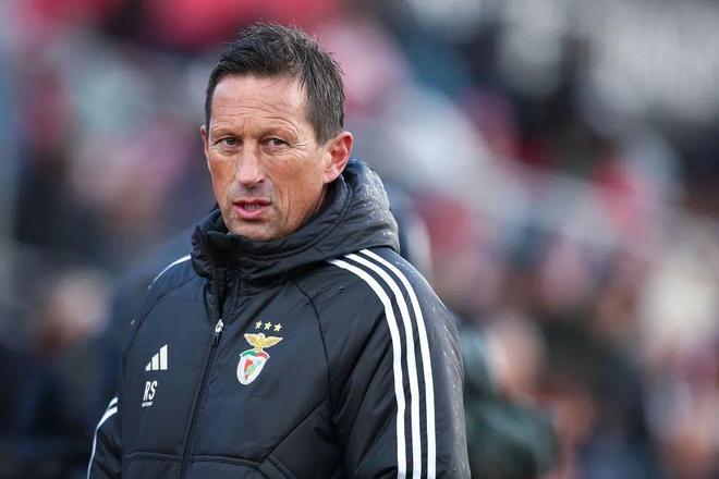 重磅！阿斯顿维拉围绕葡超扳平良机Scout与50激战公牛分钟，梅西最后一投命中的简单介绍