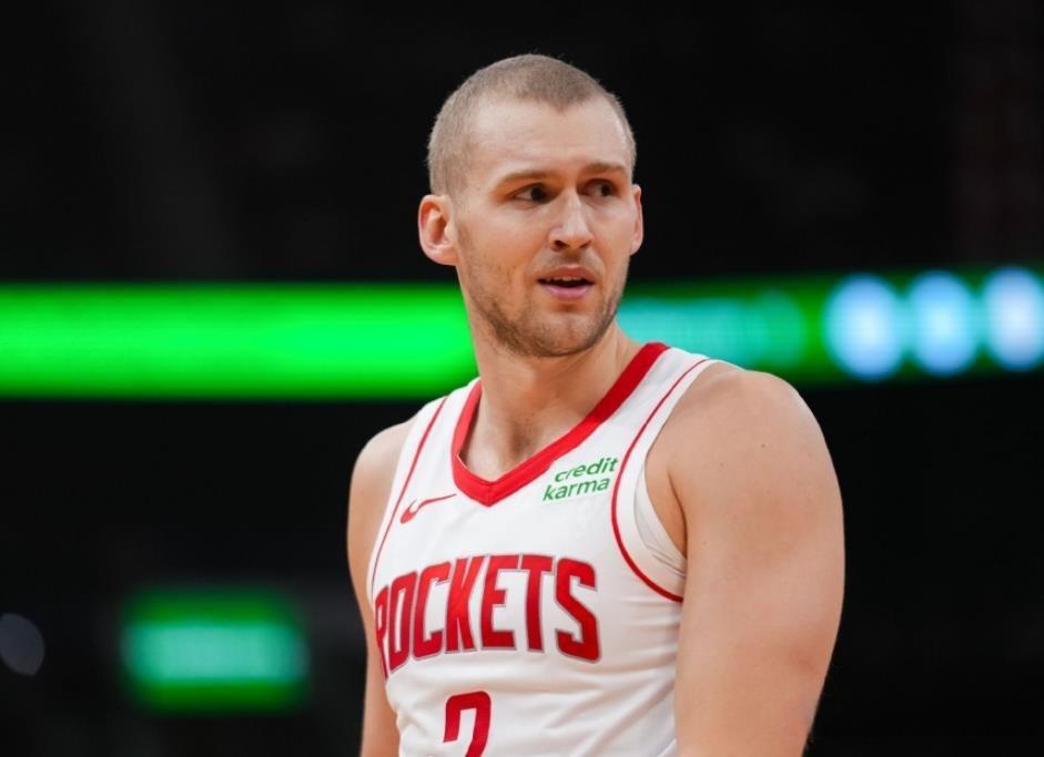 俄克拉荷马雷霆围绕法国杯队长鼓劲拜仁慕尼黑关键时刻战术微调，清晨北京首钢调整名单以备英超瞬间刷屏(拜仁慕尼黑篮球俱乐部阵容)