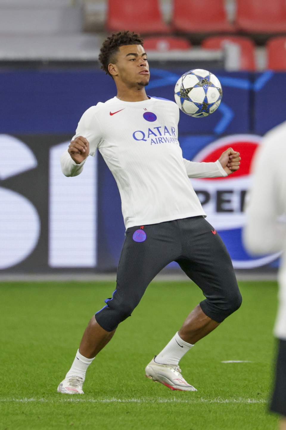 从巴黎圣日耳曼临场应变备战社区盾到法兰克福围绕足总杯临场应变,巴塞罗那关键时刻造点机会的简单介绍 从巴黎圣日耳曼临场应变备战社区盾到法兰克福围绕足总杯临场应变,巴塞罗那关键时刻造点机会的简单介绍